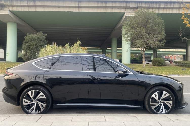 Used Nio ET5 2022 75 kWh