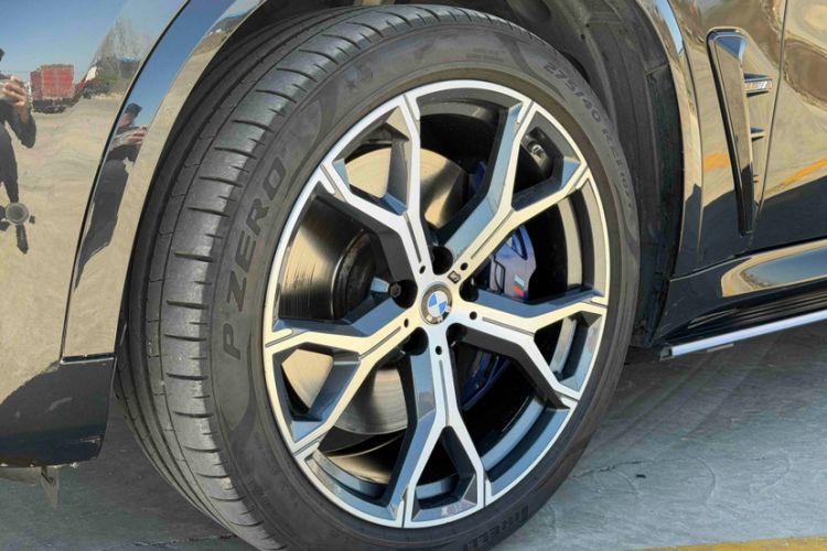 Used BMW X5 2019 xDrive40i Luxury Model with M Sport Package