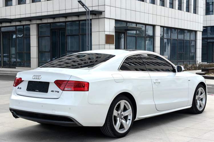 Used Audi A5 2016 Facelift Coupe 45 TFSI Comfort Version
