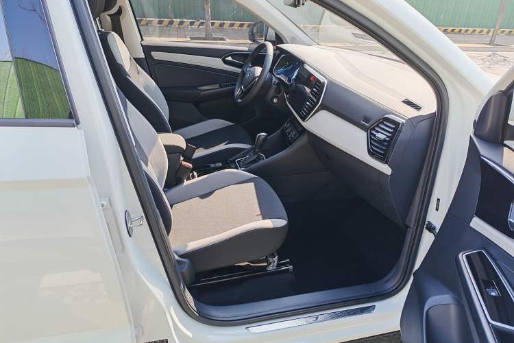 Used Jetta VS5 2024 280TSI Automatic Pioneer Edition