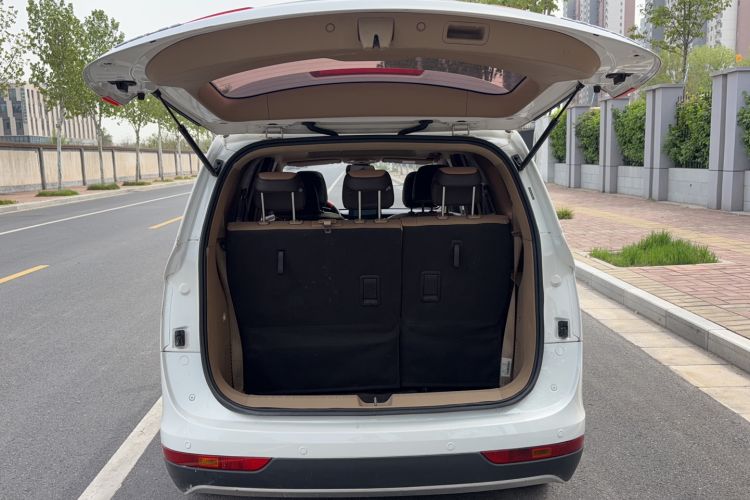 Used Baojun 730 2017 1.8L iAMT Prestige Version 7 Seats