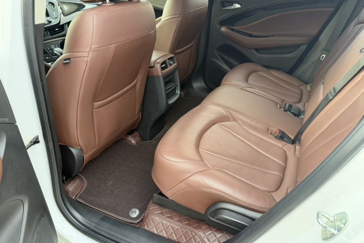 Used Buick Envision 2018 28T Four-Wheel Drive Luxury Model