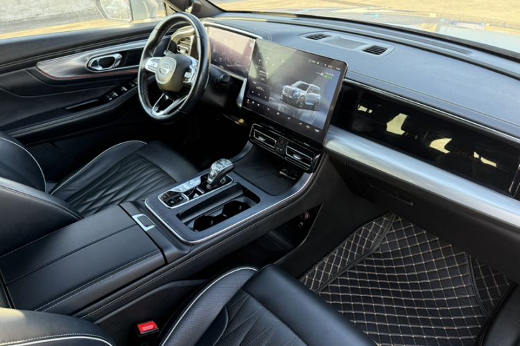 Used GAC Trumpchi GS8 2022 Linghang Series 2.0 TGDI Two-Wheel-Drive Luxury Smart Connectivity Version (7 Seats)