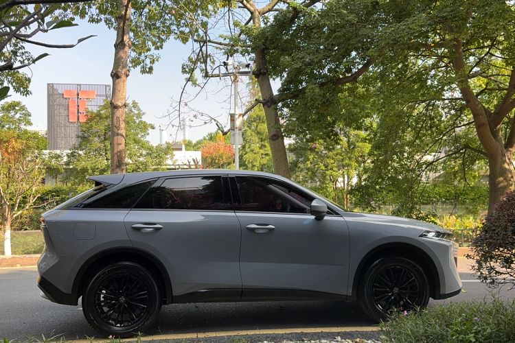 Used Venucia V 2021 260T Idol Edition