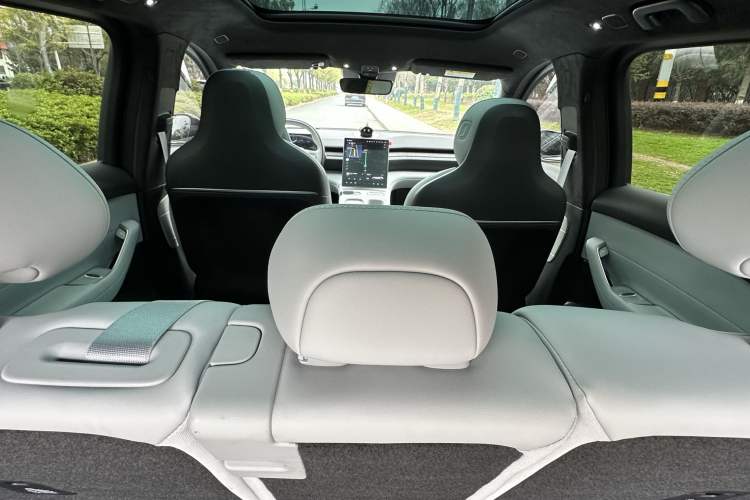 Used Nio ES6 2024 75 kWh
