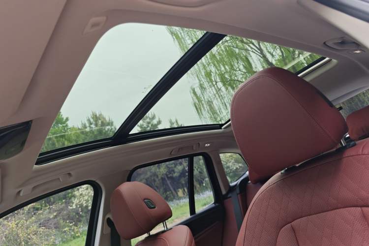 Used BMW X3 2022 Restyled xDrive25i M Sport Package Interior 7