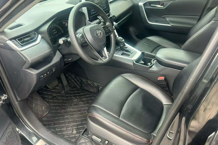 Used Toyota RAV4 2020 2.0L CVT Two-Wheel Drive Fashion Edition
