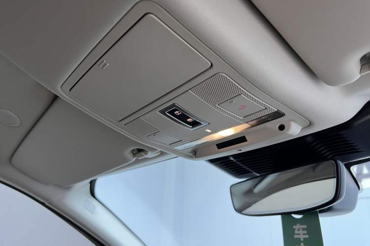 Used Land Rover Discovery Sport 2024 Performance Tech Edition