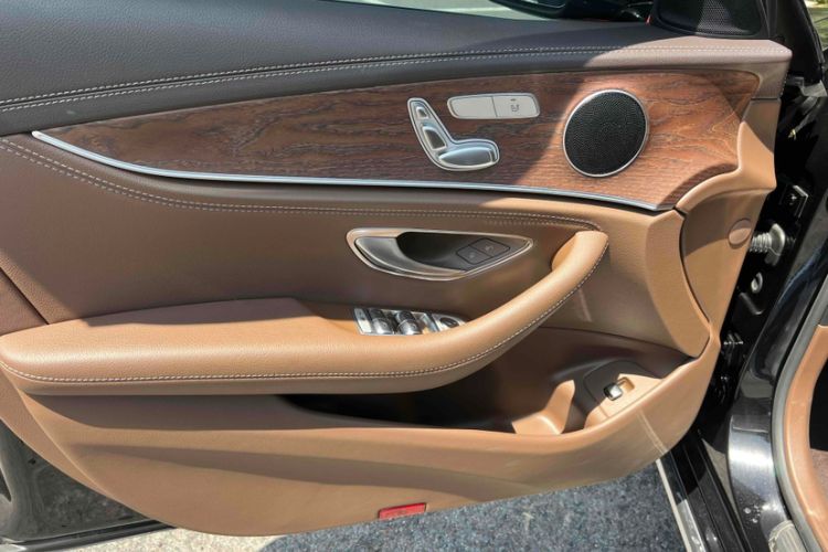 Used Mercedes-Benz E-Class 2023 E 260 L
