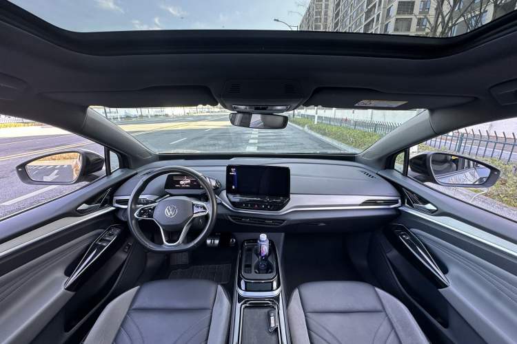 Used Volkswagen ID.4 CROZZ 2021 Long-Range Lite PRO Two-Wheel Drive Version