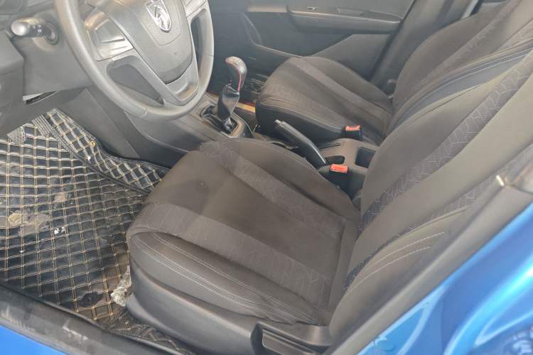 Used Baojun 310 2016 1.2L Manual Value Edition