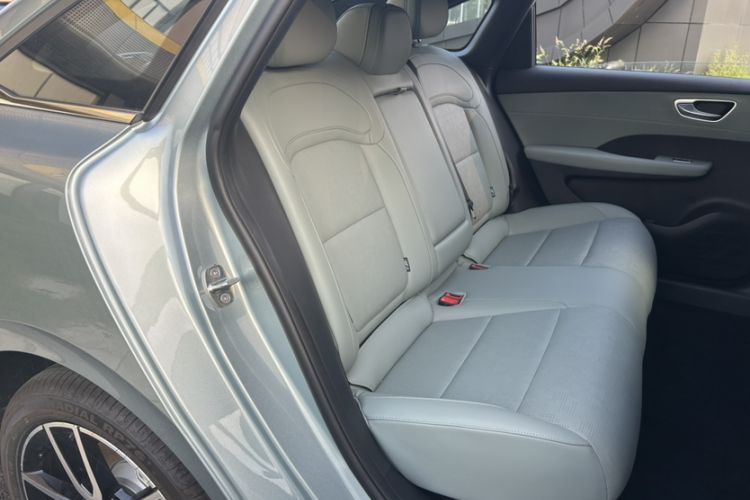 Used Roewe D6 2025 450km Deluxe Edition