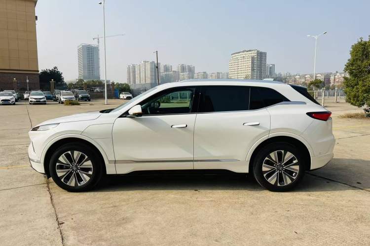 Used Buick E5 2025 Model 620KM Prestige Edition
