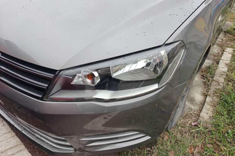 Used Volkswagen Jetta 2013 1.6L Manual Fashion Edition