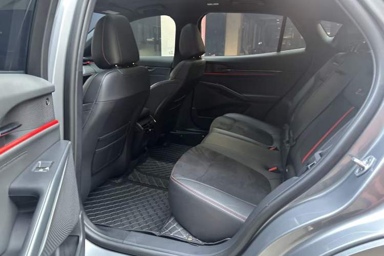 Used Ford Mondeo 2025 2.0T EcoBoost E Hybrid Sport Edition ST-Line
