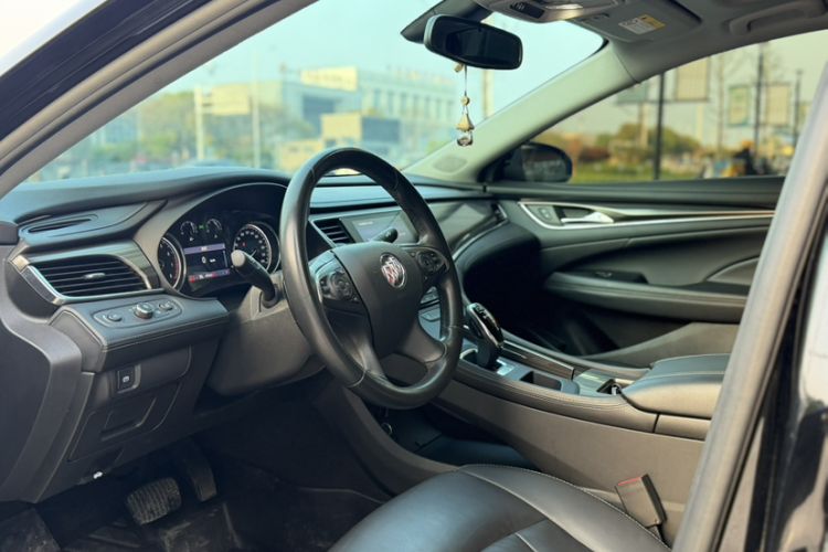 Used Buick LaCrosse 2022 552T Luxury Version Interior 1