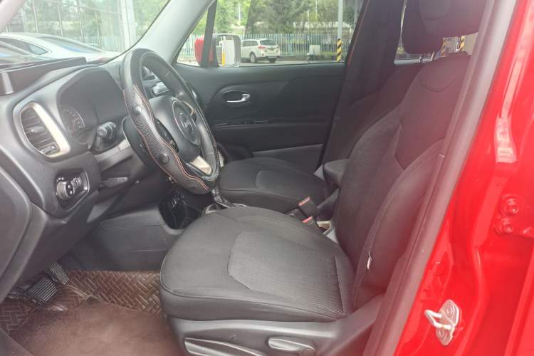 Used Jeep Renegade 2017 180T Automatic Kinetic Edition+