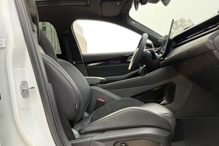 Used Lynk & Co 03 2025 1.5TD DCT Champion Edition Pro