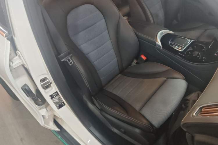 Used Mercedes-Benz EQC 2021 EQC 350 4MATIC Interior 6