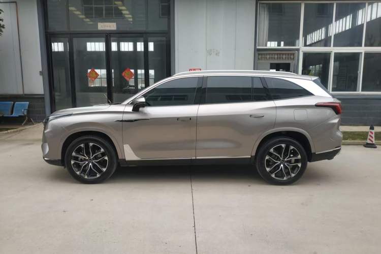 Used Roewe RX9 2023 2.0T Two-Wheel Drive Enjoyment Version