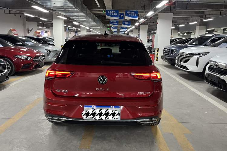 Used Volkswagen Golf 2021 200TSI DSG Pro Exterior 4