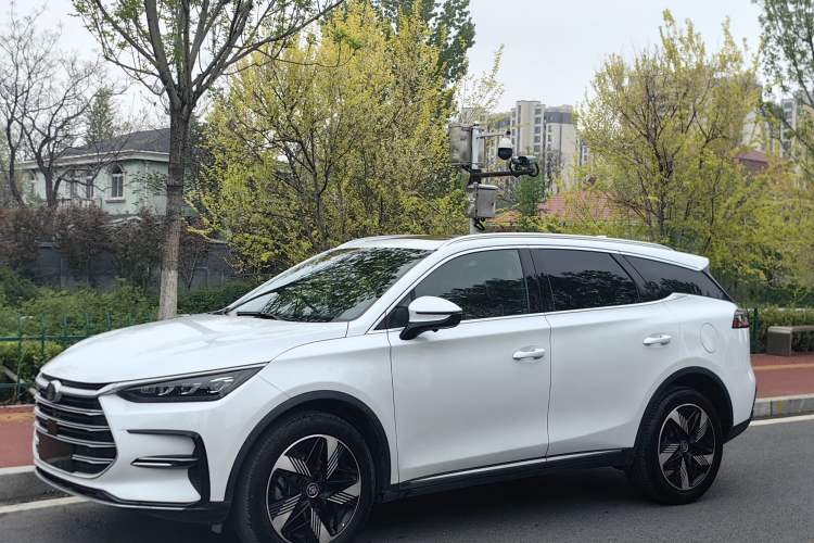 Used BYD Tang New Energy 2021 DM-i 112KM Prestige Model Front Left 45 Deg