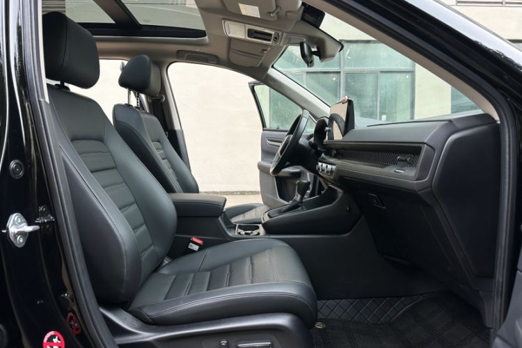 Used Honda CR-V 2024 240TURBO Two-Wheel-Drive FENGSHANG Edition 5 Seats Interior 4
