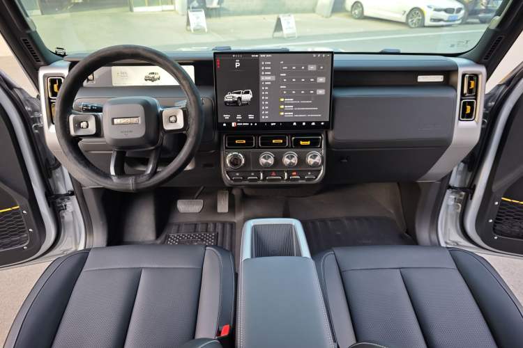 Used iCAR V23 2025 401 Two-Wheel Drive Intelligent Driving Version Audio And AC Panel