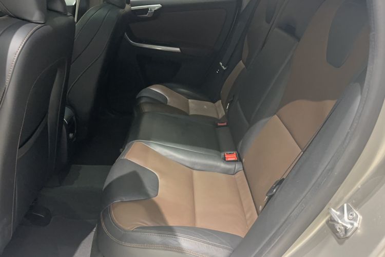 Used Volvo XC60 2015 T5 AWD Zhiyuan Edition Driver Seat