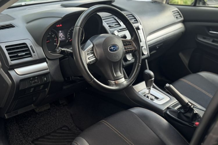 Used Subaru XV 2014 2.0i Comfort Edition
