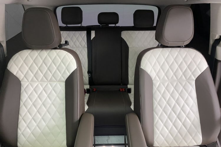 Used Volkswagen Viloran 2020 330TSI Business Edition Interior 4