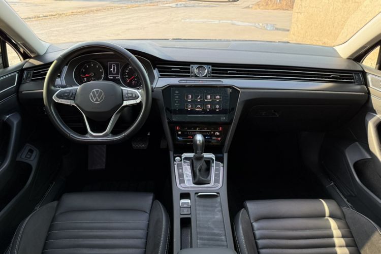 Used Volkswagen Magotan 2020 330TSI DSG Leading Model
