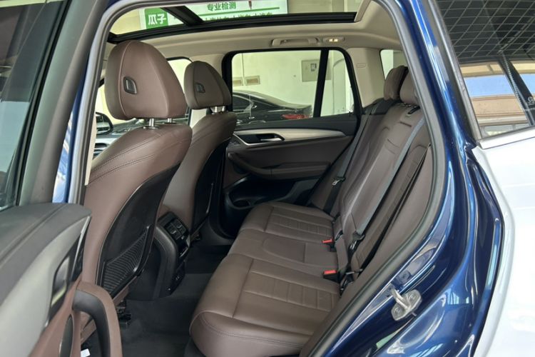 Used BMW iX3 2021 Leading Model
