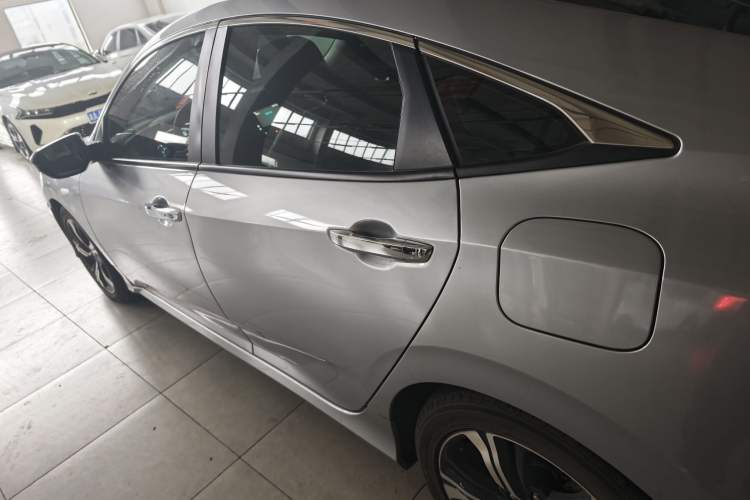 Used Honda Civic 2016 220TURBO CVT Prestige Edition