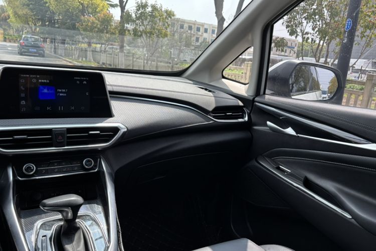 Used SAIC MAXUS G50 2022 1.5T Automatic Comfort Touring B
