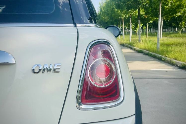 Used MINI MINI 2013 1.6L ONE Limited Edition Third Version
