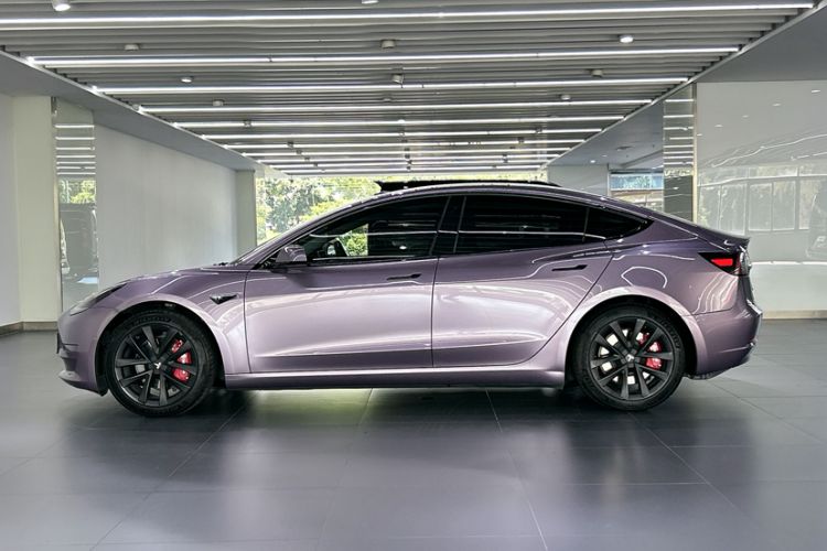 Used Tesla Model 3 2019 Long-Range Rear-Wheel-Drive Version
