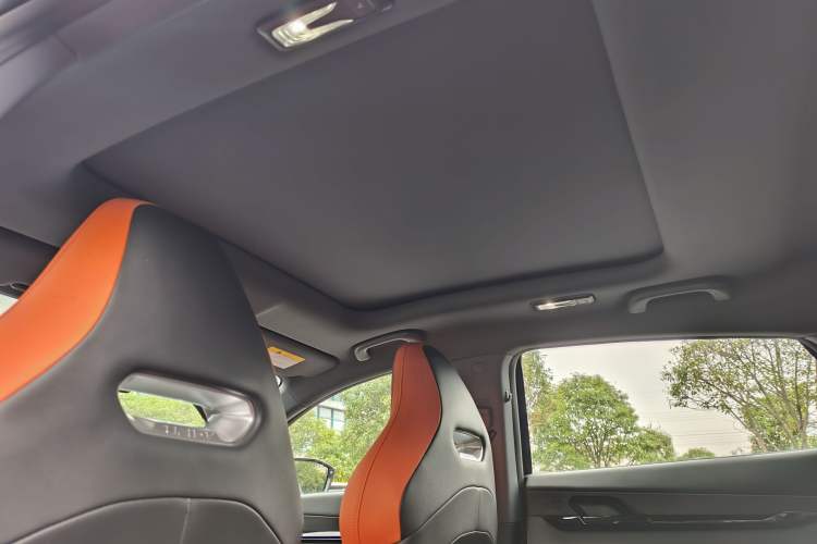 Used Changan UNI-V 2024 1.5T Prestige Sport Edition