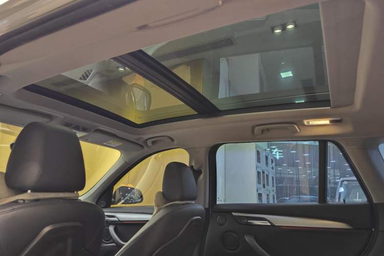 Used BMW X1 2019 sDrive18Li Fashion Model