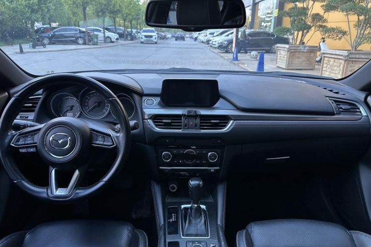 Used Mazda Atenza 2018 2.5L Blue Sky Prestige Edition China V Standard Interior 4