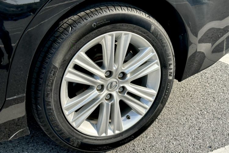 Used Lexus ES 2014 250 Elite Edition
