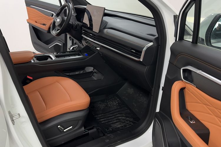 Used Geely Auto Haoyue L 2024 2.0T DCT Flagship Version
