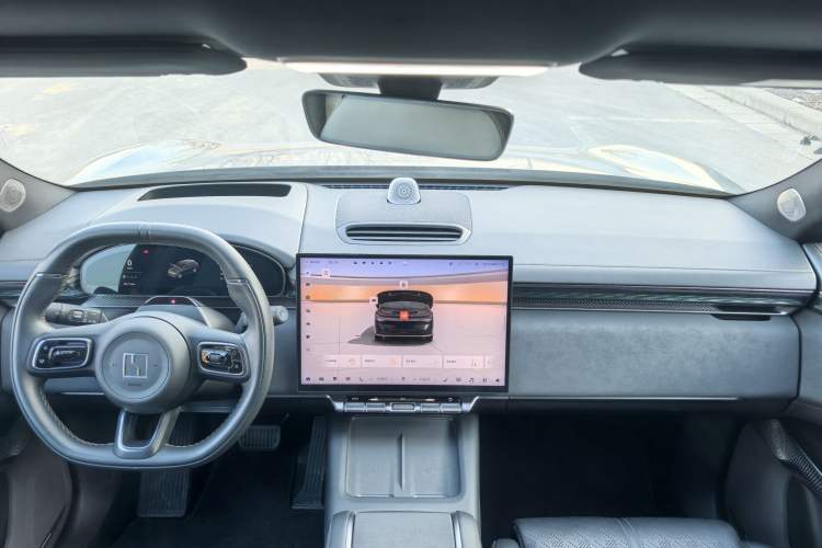 Used Zeekr 7X 2025 100 kWh Long-Range Rear-Wheel Drive with Intelligent Driving Features