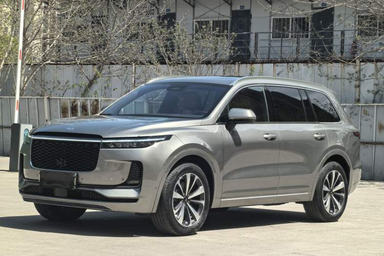 Used Li Auto ONE 2021 Extended-Range 6-Seater Version Front Left 45 Deg