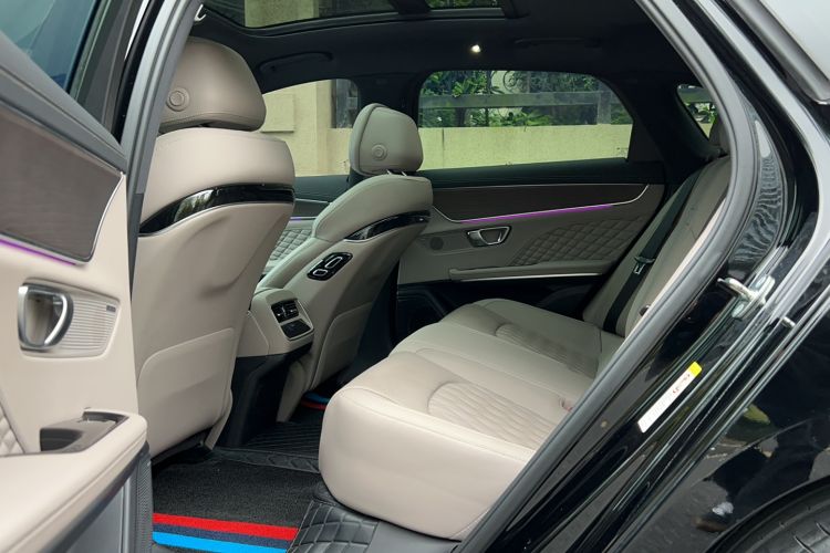 Used BYD Han 2024 DM-i Glory Edition 200KM Flagship Model Left Rear Seat
