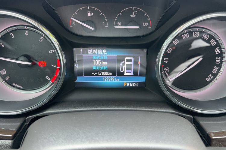 Used Buick Verano 2018 Sedan 20T Dual-Clutch Leading Model Odometer Close Up