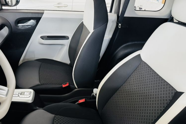 Used CHANGAN NEVO Lumin 2026 Model Treasure Edition 301km Cherished Beige Ningde Interior 1