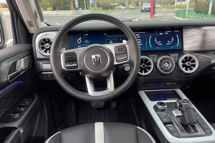 Used Tank 300 2021 City Edition 2.0T—Truly Stylish