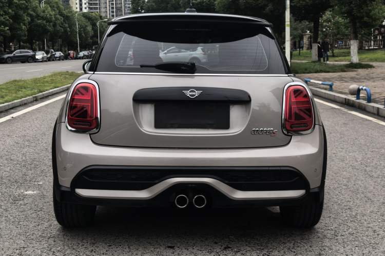 Used MINI MINI 2022 2.0T COOPER S Classic Edition
