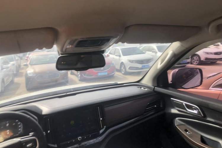 Used JMC Yuhu 9 2020 2.0T Automatic Diesel 4x4 Comfort Edition